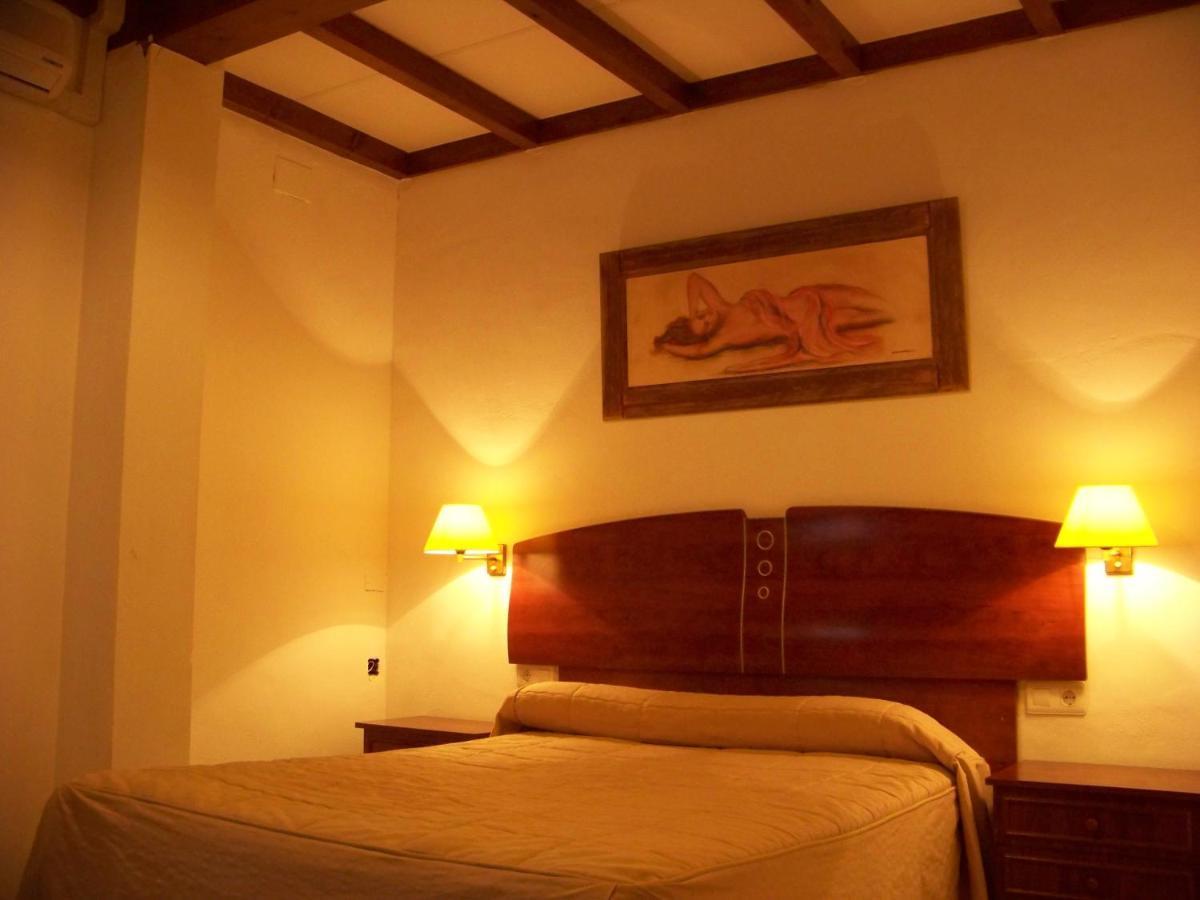 Hostal El Lirio Бойюйос пар дел Кондадо Стая снимка