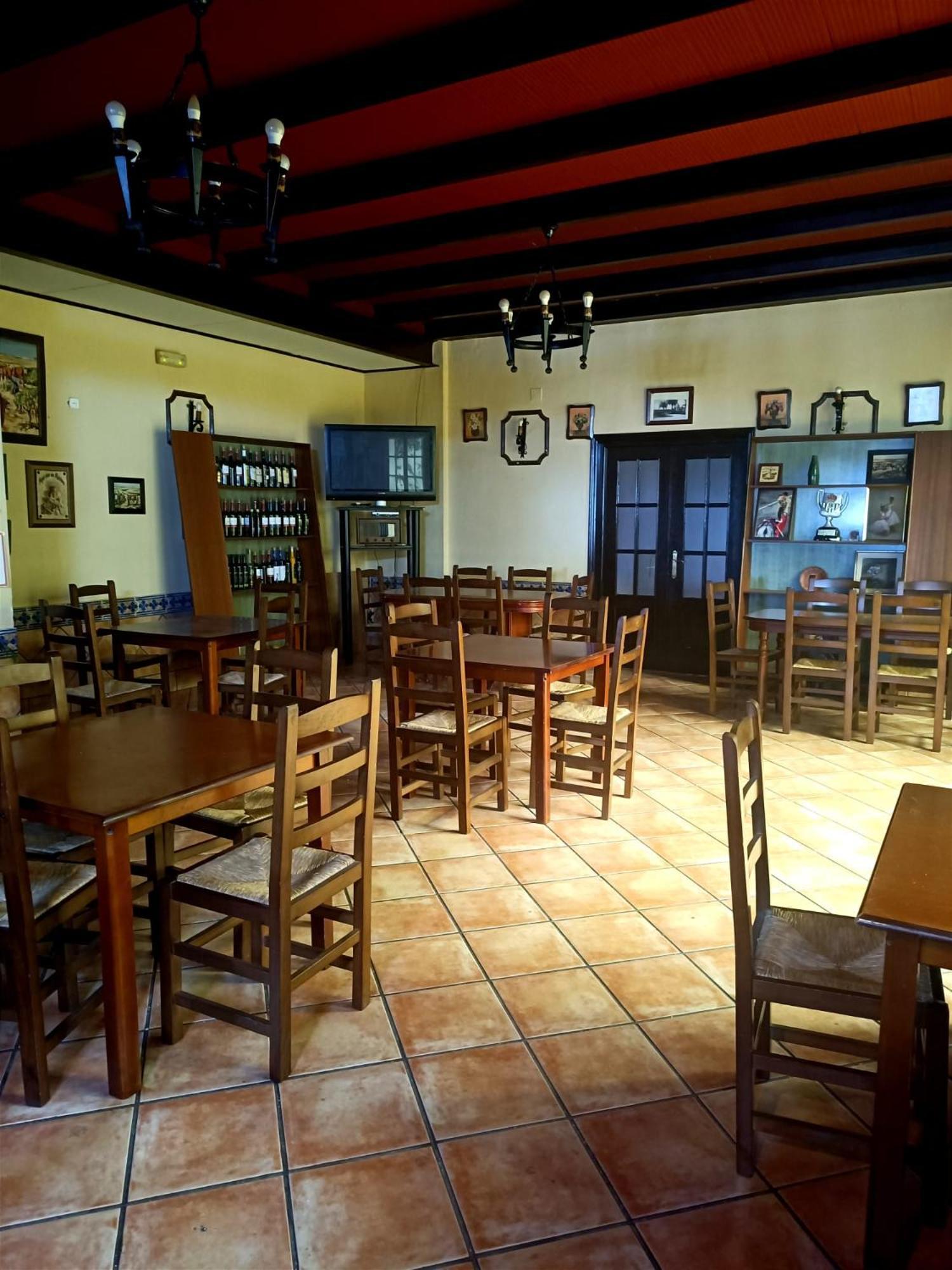 Hostal El Lirio Бойюйос пар дел Кондадо Екстериор снимка